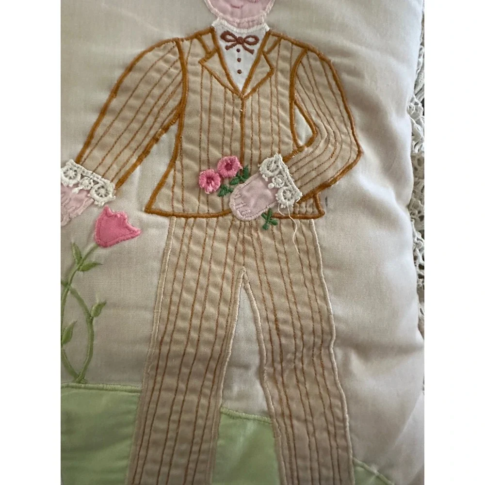Vintage House of Hatten Applique Pillow Folk Art Victorian Couple Lace‎ 13x13
